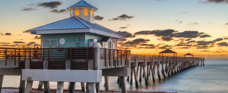 Juno Beach Pier Store
