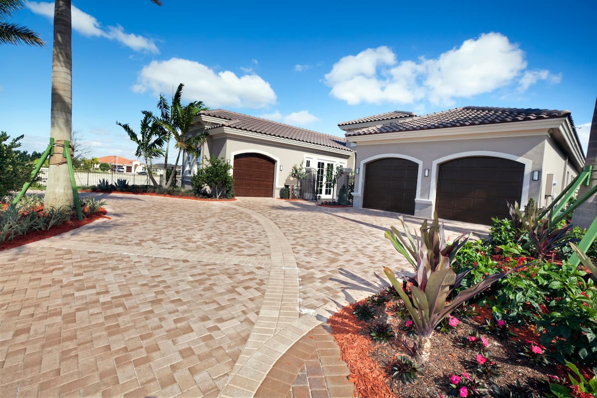 Circular Paver Driveway with Landscaping